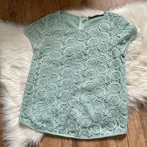 ZARA | Ming Green Lace Short Sleeve Top